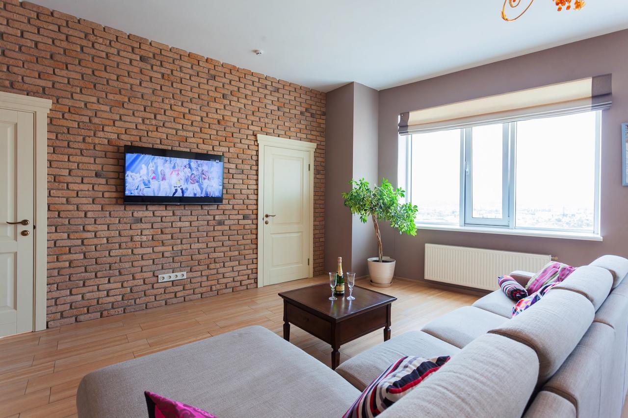 Stylish Views Apartments In The Parasol. Parus .Obolonskaya Embankment Kiev Exterior foto