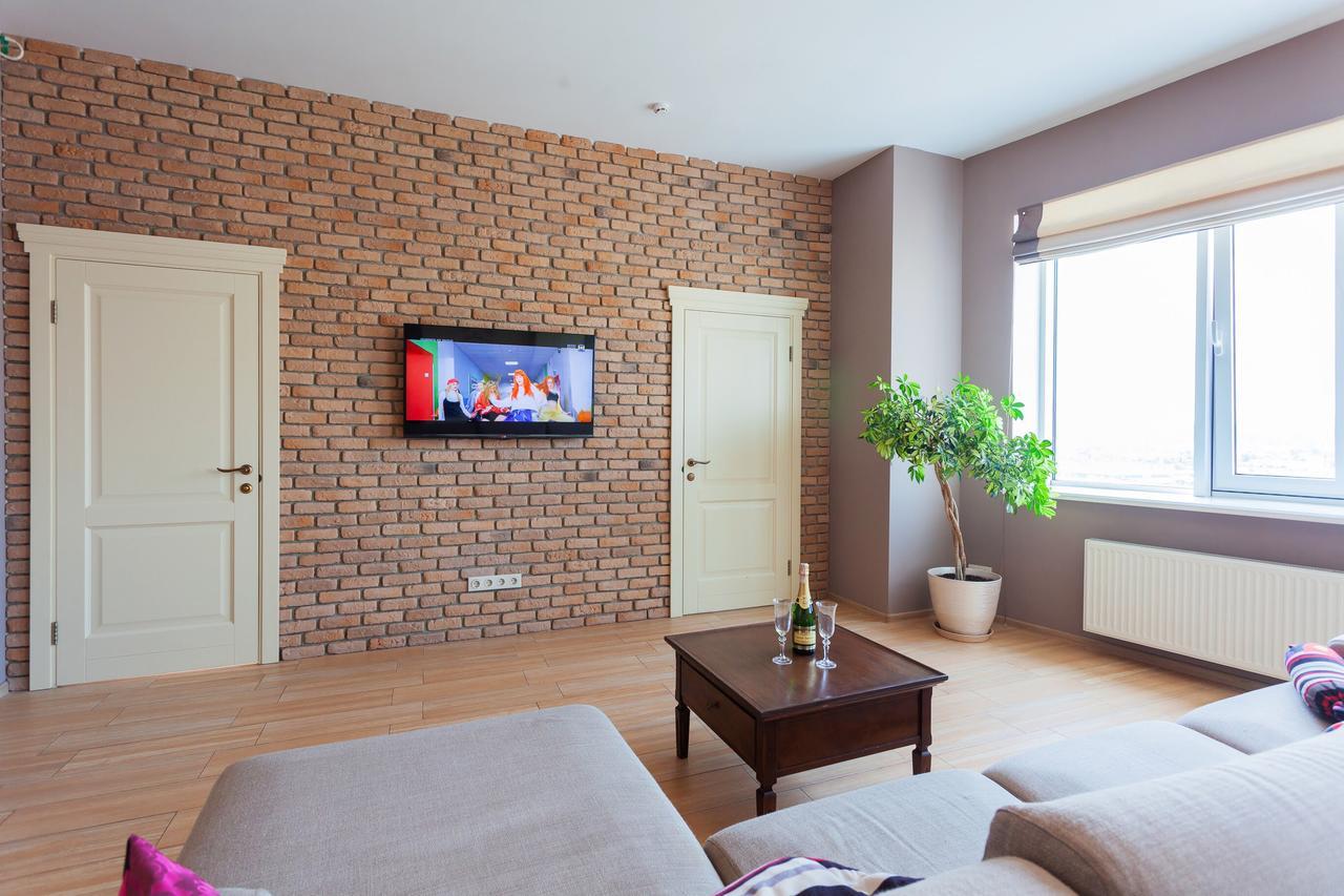Stylish Views Apartments In The Parasol. Parus .Obolonskaya Embankment Kiev Exterior foto